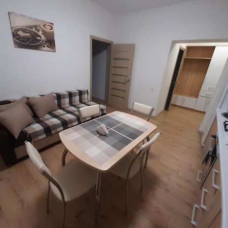 New !!! Modern Lux Apartment In The City Center With A Terrace Mukacheve Luaran gambar
