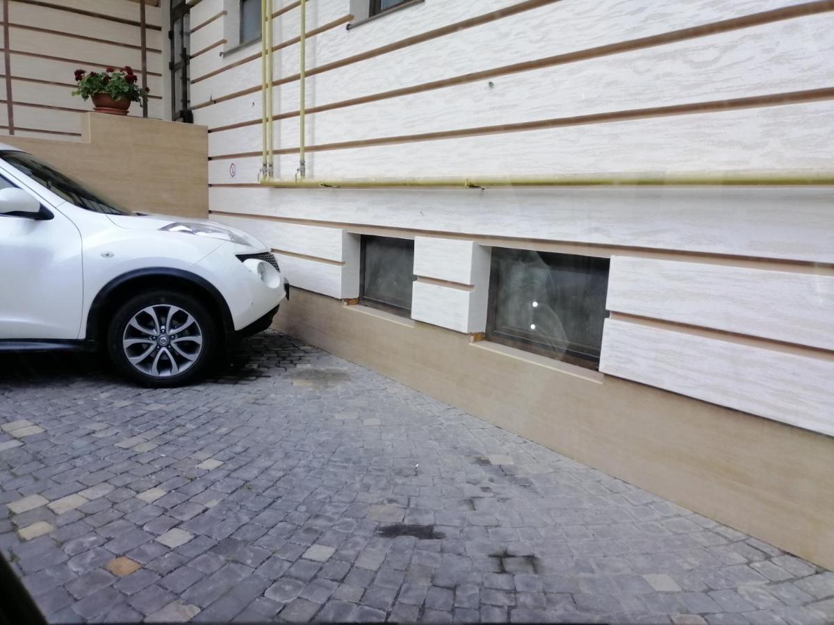 New !!! Modern Lux Apartment In The City Center With A Terrace Mukacheve Luaran gambar