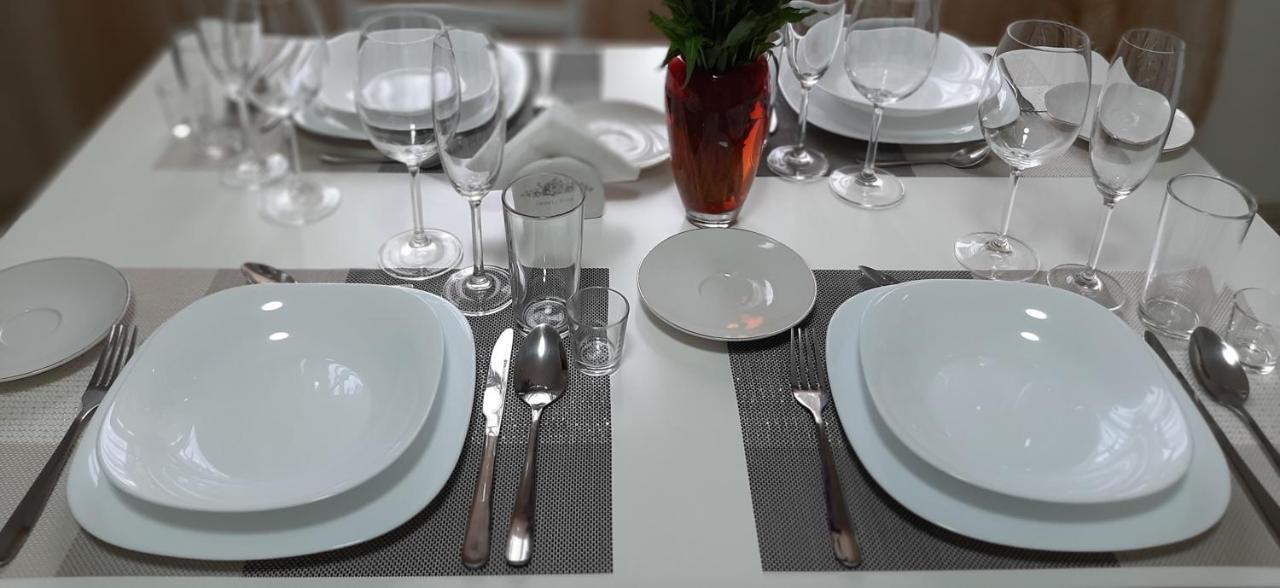 New !!! Modern Lux Apartment In The City Center With A Terrace Mukacheve Luaran gambar
